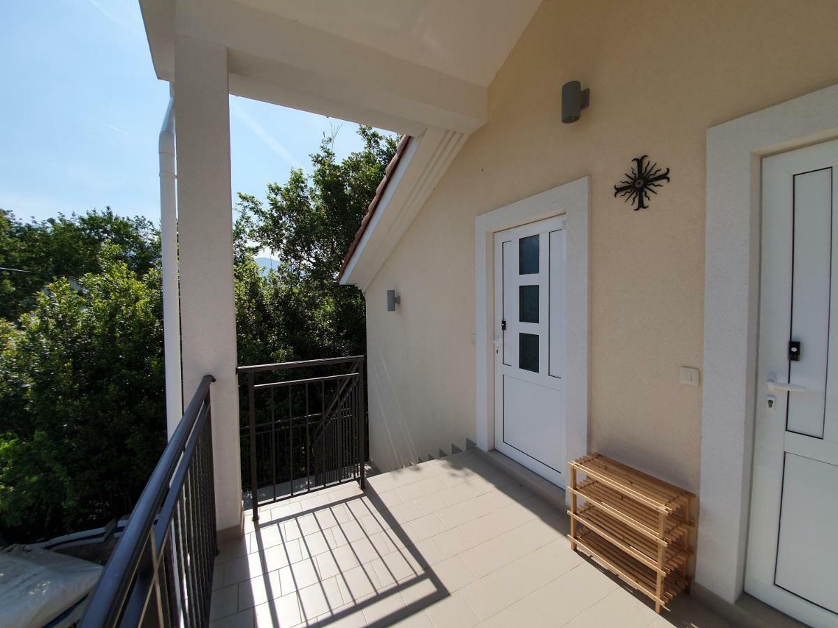 Villa Rolla Тиват Экстерьер фото